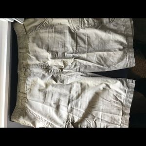 Union bay cargo shorts size 40